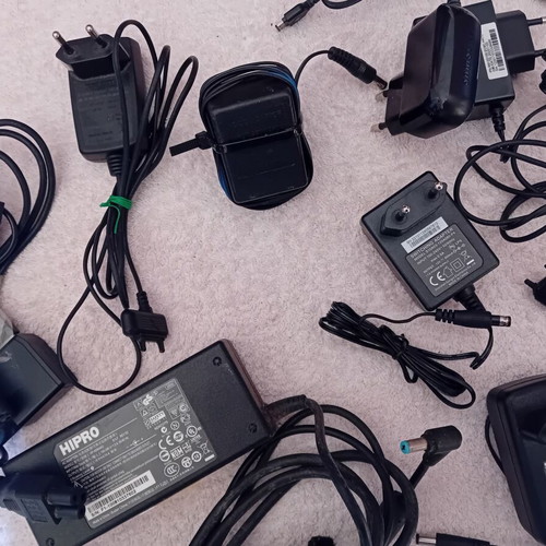 Mobile phone chargers used, pack No 2, for old models