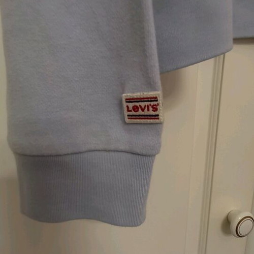 Levi's sweatshirt like new, cotton, size M, light blue