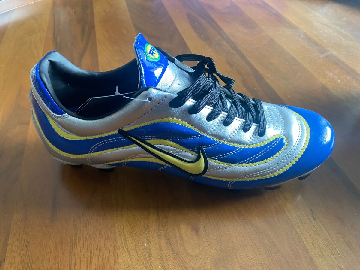 Nike Mercurial R9 Remake 1998 football… - € 50,00 - Vendora.cy