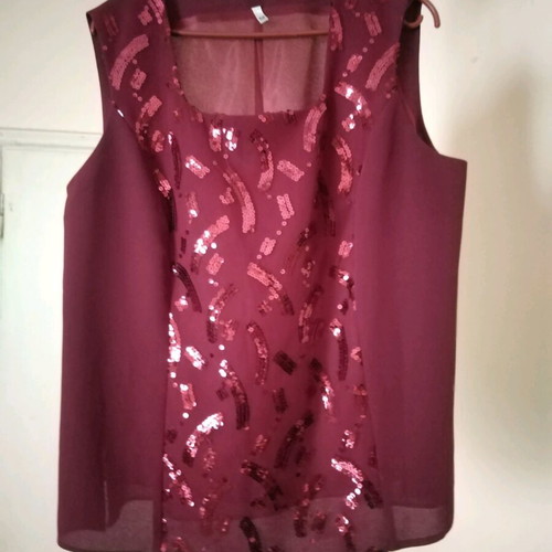 Women's grená set used (skirt, top, jacket)