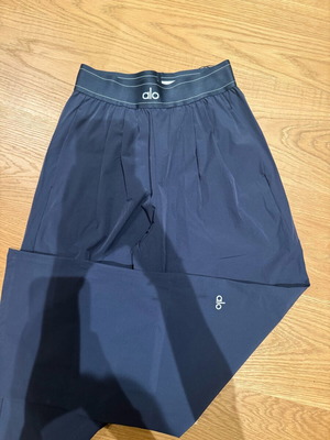 Alo Yoga Suit Up Trouser Παντελόνα καινούργια, Navy, Regular fit, Small