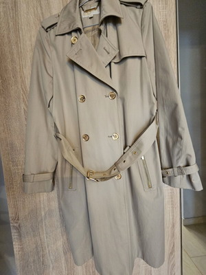 Michael Kors trench coat beige size M like new