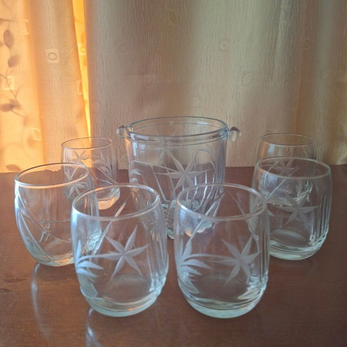 Crystal and ceramic decorative vases like new