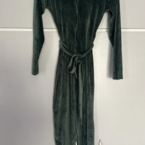Abysse green one-piece jumpsuit like new, size M