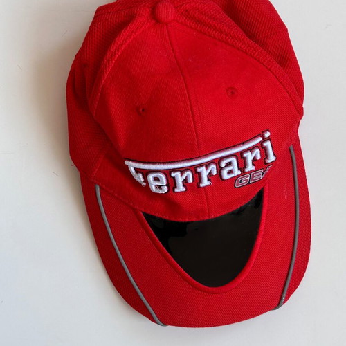 Ferrari gear red original cap like new with hologram sticker