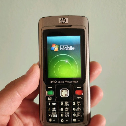 Hp phone used, works normally without charger