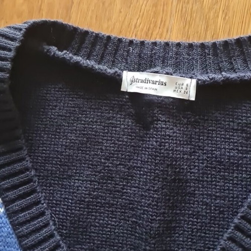 Stradivarius sleeveless vest blue checkered, like new