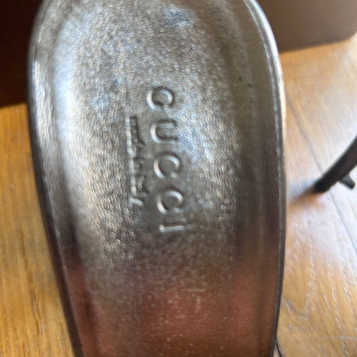 Gucci leather sandals like new, size 37, bronze with gold detail