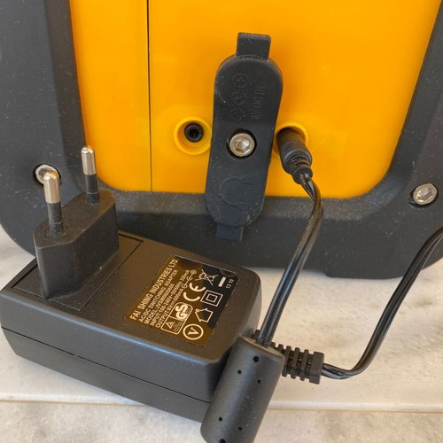 Outdoor camping radio used, splash-proof and impact-resistant