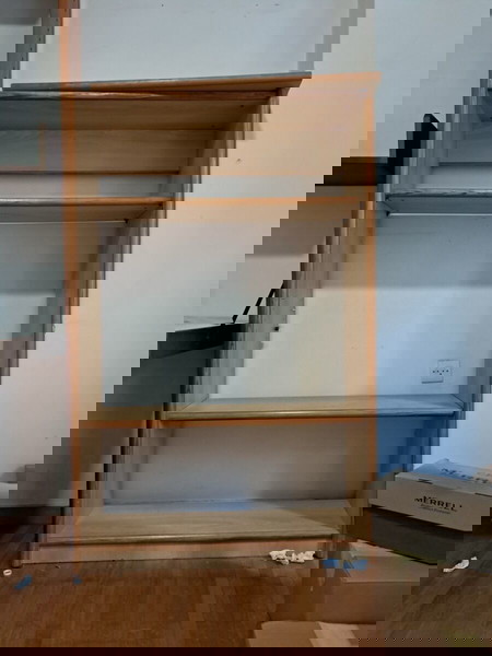 Ξύλινη βιβλιοθήκη