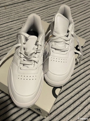 Adidas sneakers new, white, sizes 42.5 and 43