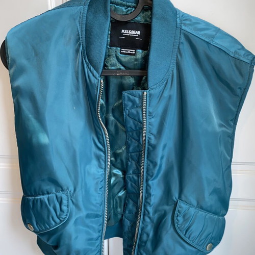 Bomber vest Pull & Bear turquoise size XS like new