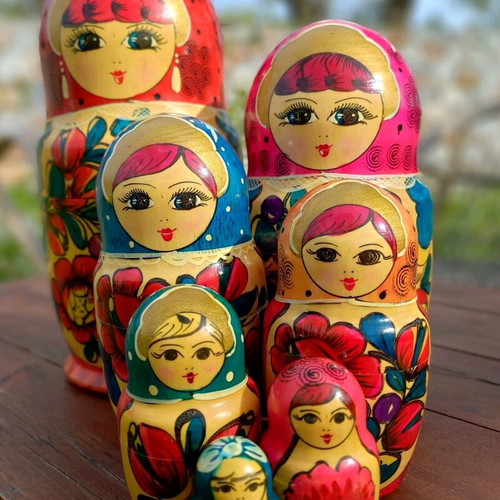 Matryoshka 1980 used, set of 7 dolls, 25cm