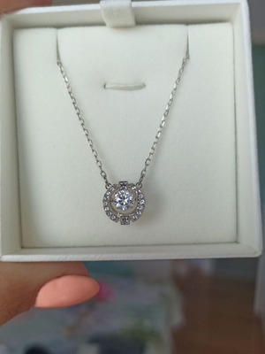 Swarovski Dancing Crystal Necklace new, silver