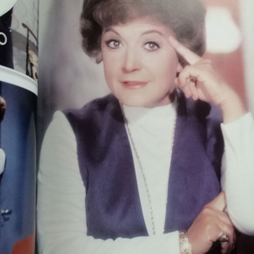 Rena Vlachopoulou Mia Zoi Atakes magazine used