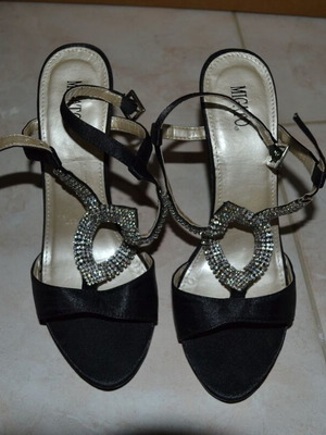 Migato black sandals like new, summer style