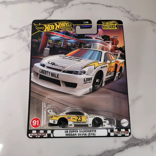 Hot Wheels LB Super Silhouette Nissan Silvia S15 white premium