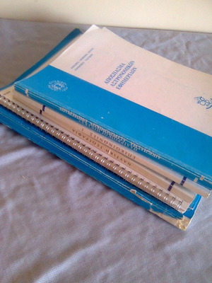 Nautical books like new, set of 8