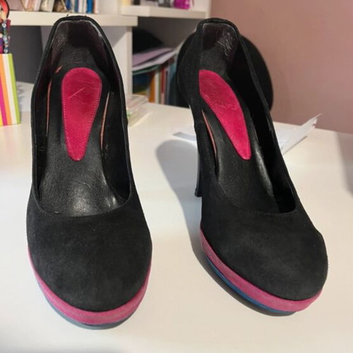 Castor pumps with 3 cm platform and 12 cm heel like new