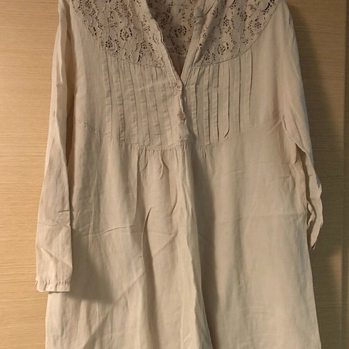 Beige shirt like new with lace design large