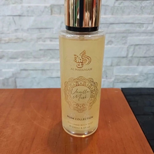 Vanilla Musk Body Mist Eau de Parfum 250ml new, authentic