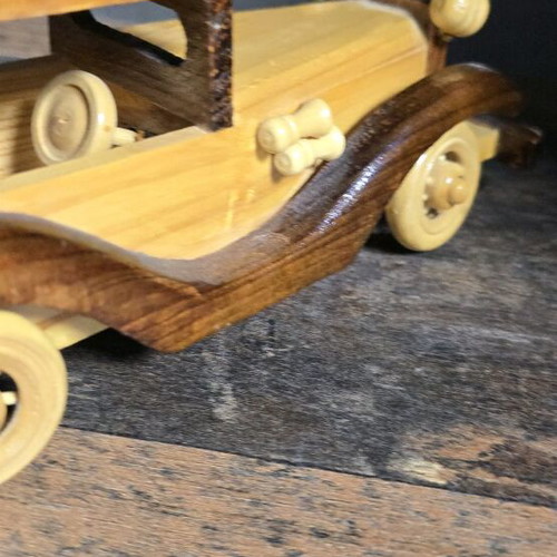 Collector wooden car like new