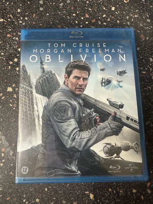 Oblivion Blu-Ray μεταχειρισμένο με αγγλικούς υπότιτλους, δράση και επιστημονική φαντασία