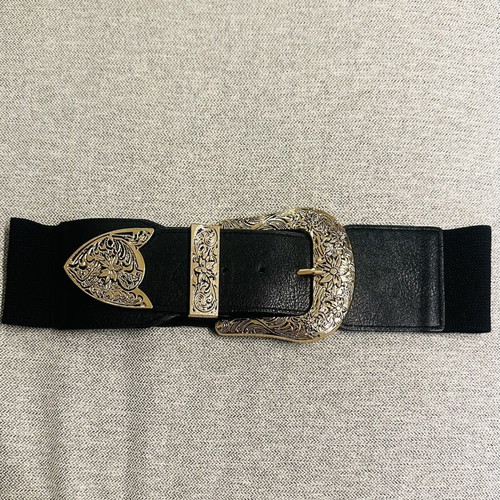Elastic belt with large gold buckle like new, adjustable size 70
