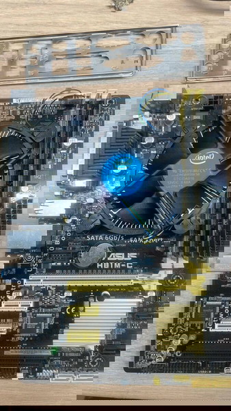 ΜΗΤΡΙΚΗ + ΕΠΕΞΕΡΓΑΣΤΗΣ + RAM