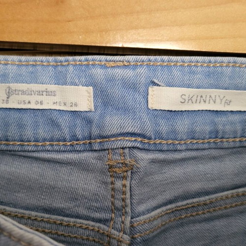 Stradivarius skinny fit jeans like new, size 36, blue