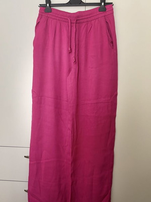 Zara fuchsia summer pants like new, size L