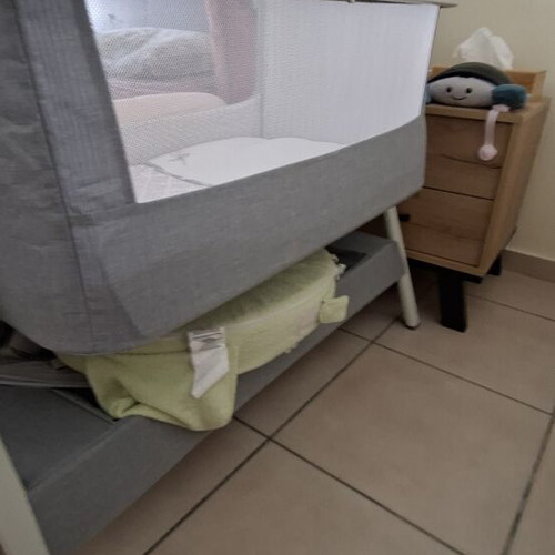 Kikka Boo Nanna baby cot like new with storage and mosquito net