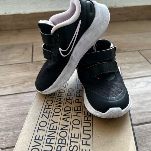 Nike Star Runner 3 kids athletic shoes used, size 26, black