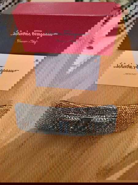 Κλιπ μαλλιών ferragamo με στρας