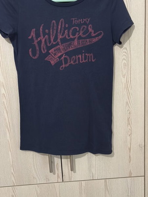 Tommy Hilfiger short sleeve shirt small, like new, blue