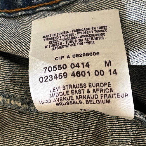Levi's Original Trucker Denim Jacket Size M like new, blue