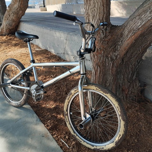 BMX Bulldog bullet 20 inch bike, like new