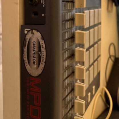 Akai MPD32 MIDI controller
