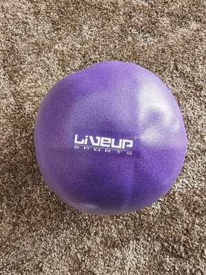 Топка pilates Liveup употребявана, диаметър 20 см