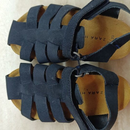 Zara Kids sandals new, dark blue suede, size 22-23