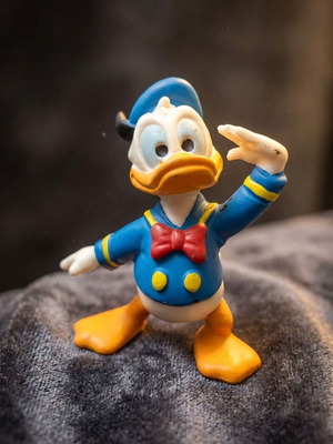 Donald Duck Bullyland Disney figure, rare