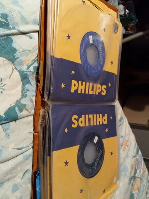 Marinella 23 Original 45 RPM Records Collection like new, laiko