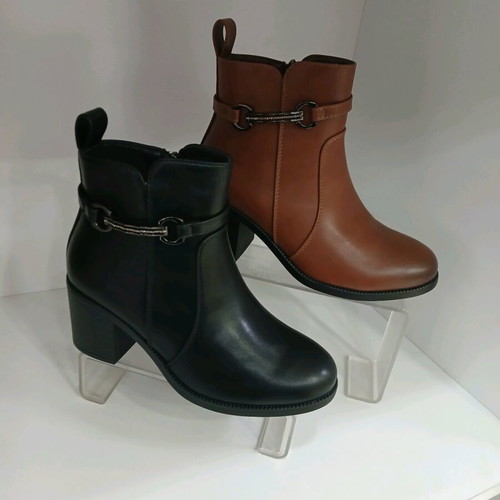 Women's boots new, camel and black, sizes 37-41
