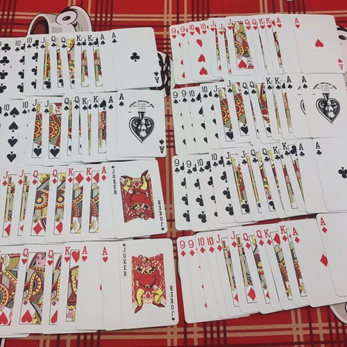 KEM USA collectible playing cards like new with plastic case