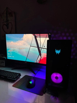 Acer Predator Gaming PC i7-12700F RTX 3060 12GB with 27” Monitor and SteelSeries Keyboard like new