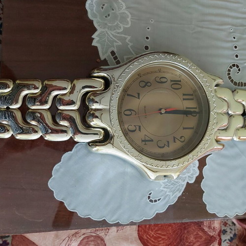 Vintage πτυσσόμενο επιτοίχιο ρολόι κίτρινο, μεταχειρισμένο