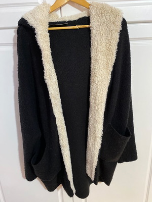 Zara wool cardigan used, black