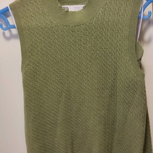 Zara knitted set skirt blouse like new, olive green