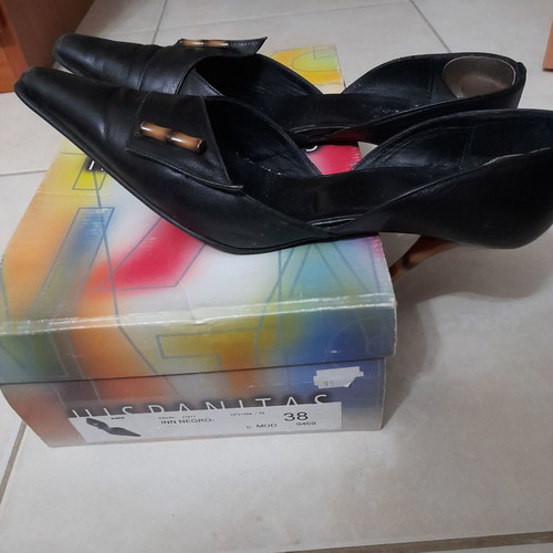 Hispanitas pumps used, black with horn heel, size 38