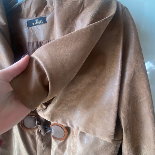 Le Vertige coat tan used with leather look size L